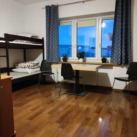 Auberge de jeunesse Lubava *